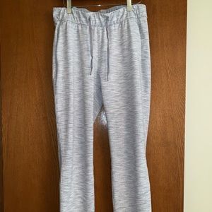 Lululemon on the fly pant